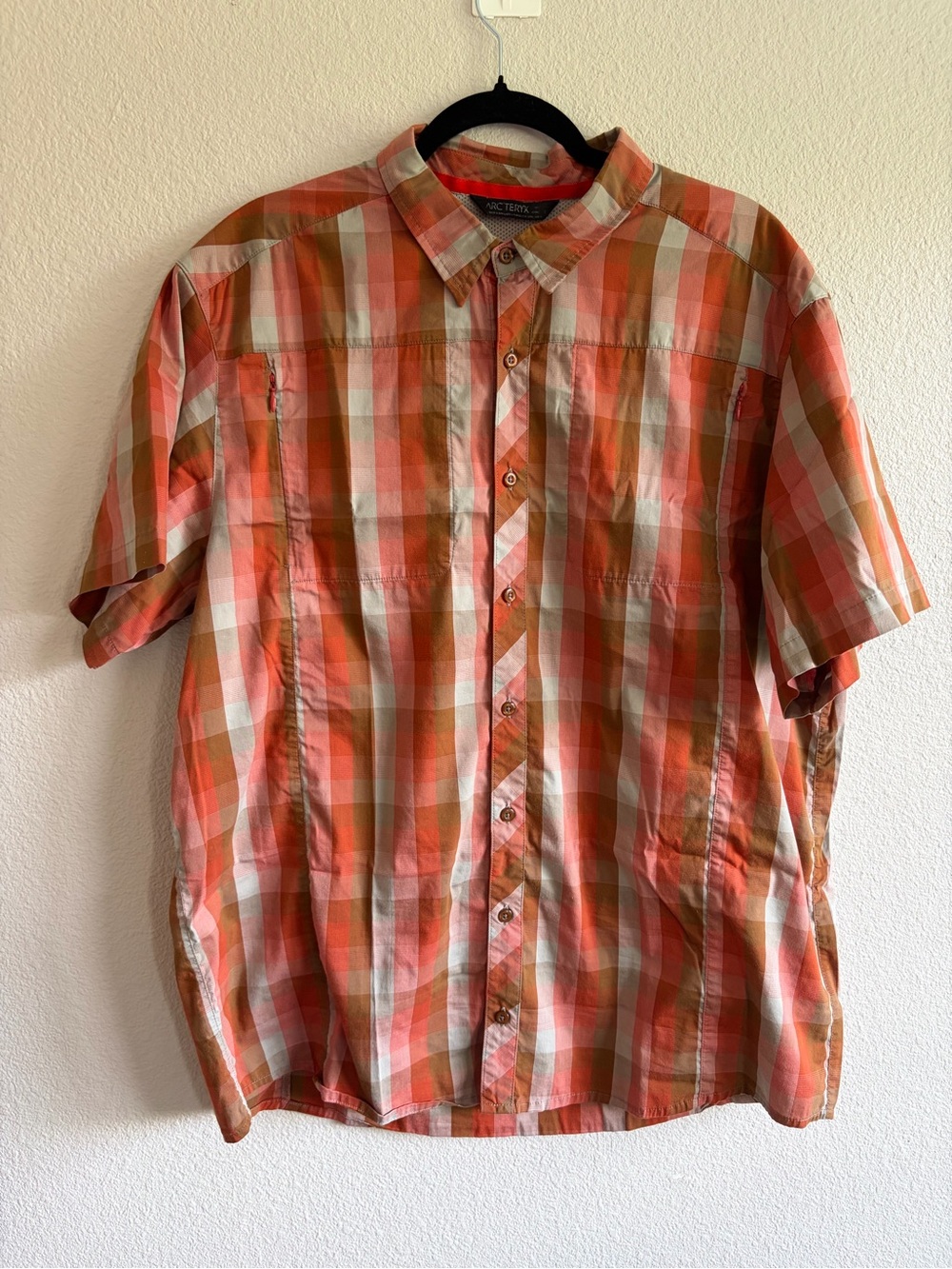 Arc'teryx Men’s Orange, Tan & White Plaid Short-Sleeve Button-Down Shirt